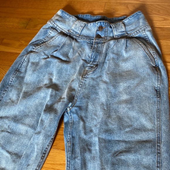 High Rise Jeans - Picture 12 of 12